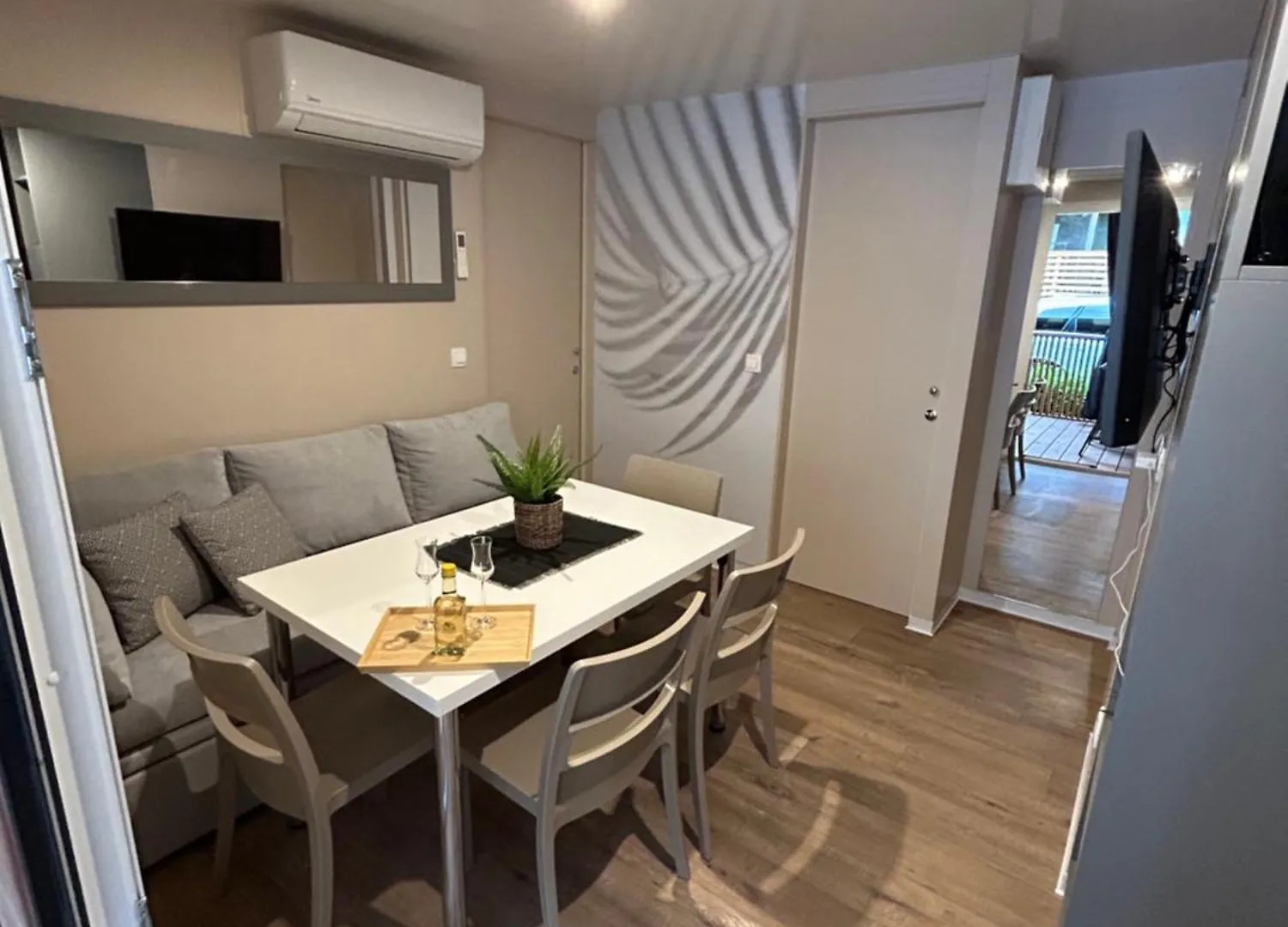 Mobile Home Tim Biograd Na Moru Kemp
